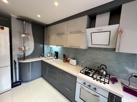 квартира за адресою Олега Ольжича вул. (Ленінградська), 3а