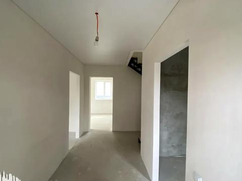 дом по адресу Спортивна