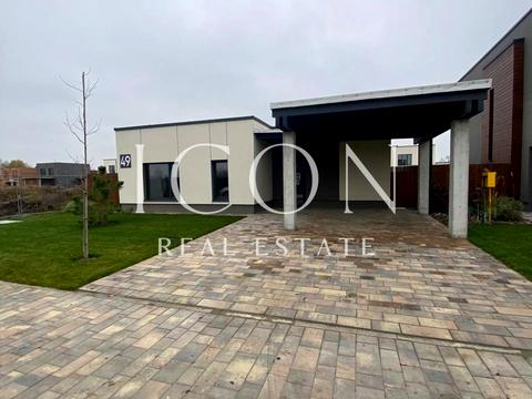 дом по адресу Тепла