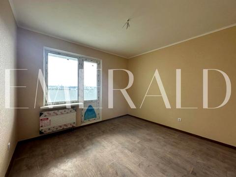 квартира за адресою Сім'ї Кульженків вул. (Петра Дегтяренка), 21