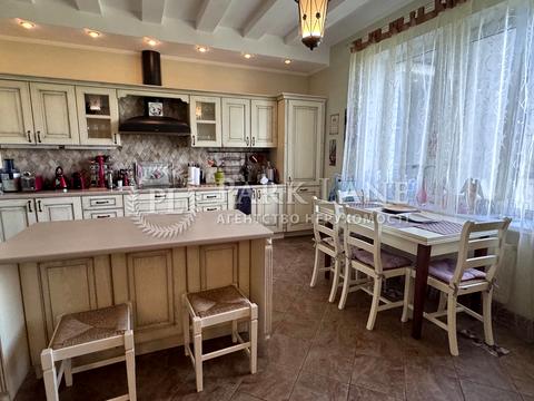 квартира по адресу Молдовская ул. (Молдавская), 2