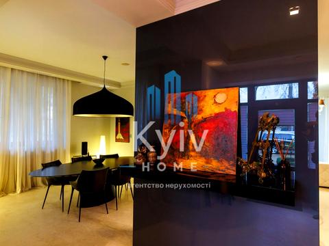 будинок за адресою с. Козин, Лугова