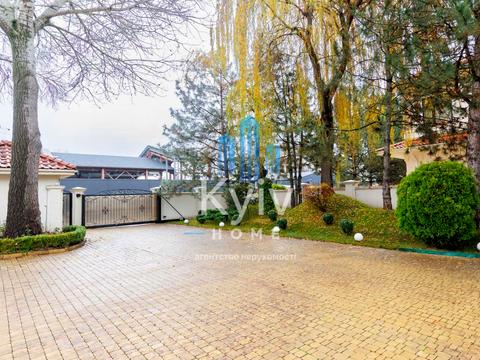 будинок за адресою с. Козин, Лугова