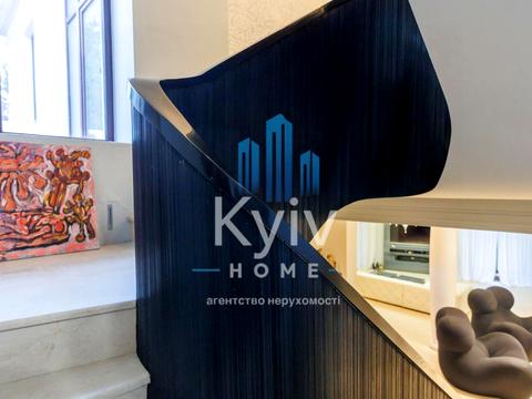 будинок за адресою с. Козин, Лугова