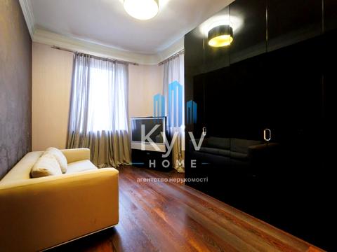 будинок за адресою с. Козин, Лугова