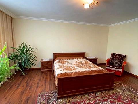 будинок за адресою Пантелеймона Куліша вул., 12