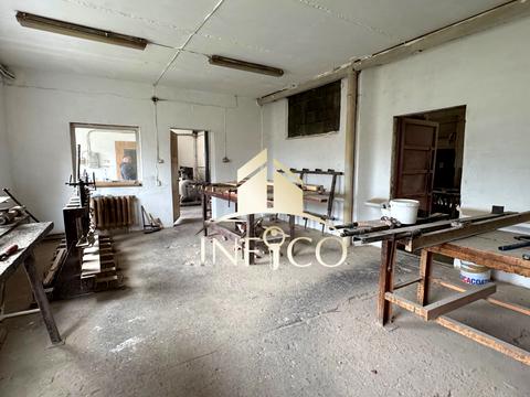 комерційна за адресою Автомобільна дорога, 10