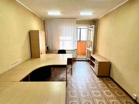 коммерческая по адресу Тетянинська ул. (Леваневского), 7