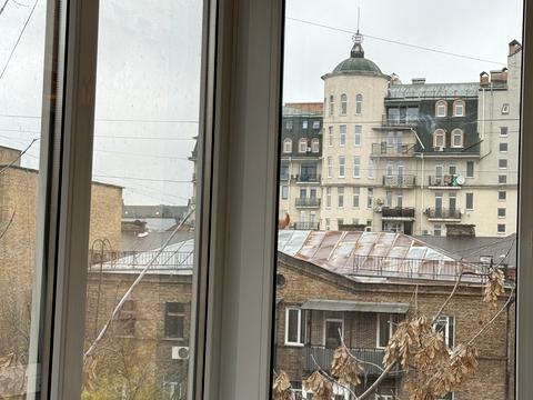 квартира за адресою Хорива вул., 33