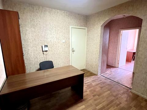 комерційна за адресою Тетянинська вул. (Леваневського), 7