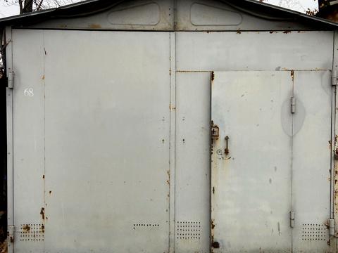 паркомісце за адресою Балукова вул., 24