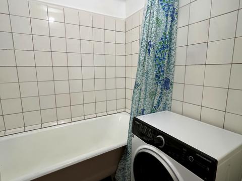 квартира за адресою Йорданська вул. (Лайоша Гавро), 11