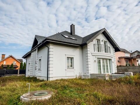 будинок за адресою Грушевського, 11