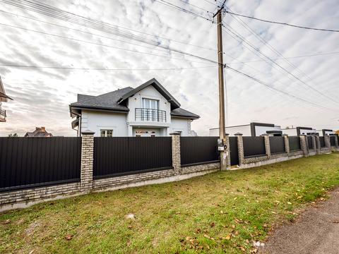 будинок за адресою Грушевського, 11