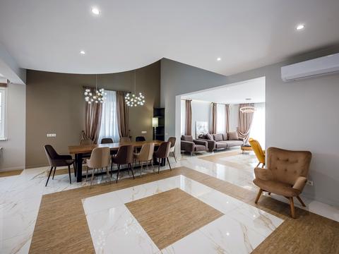 будинок за адресою Грушевського, 11