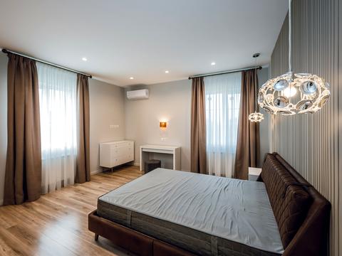 будинок за адресою Грушевського, 11