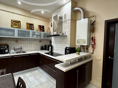 квартира за адресою Набережна, 7