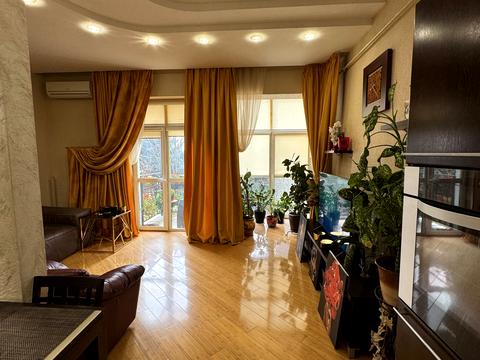 квартира за адресою Набережна, 7