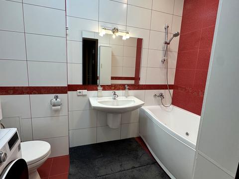 квартира за адресою Набережна, 7