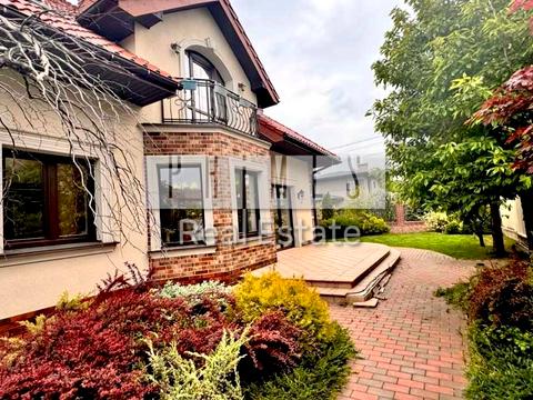 будинок за адресою Миру вул.