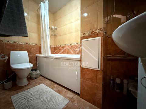 квартира за адресою Свято-Миколаївська вул. (Леніна), 19