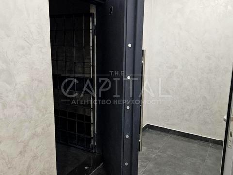 комерційна за адресою Генерала Алмазова вул. (Кутузова), 12