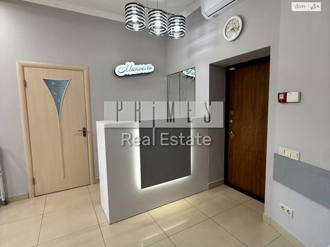 комерційна за адресою В'ячеслава Чорновола вул., 27