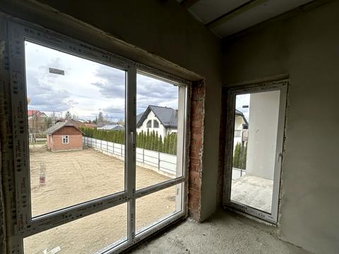 будинок за адресою Євгена Коновальця вул., 245