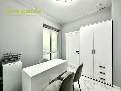 комерційна за адресою Панорамна вул., 2-Г