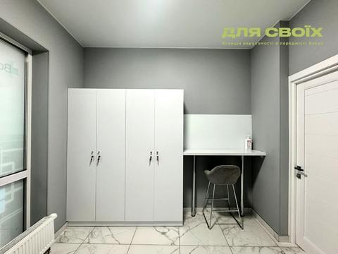 комерційна за адресою Панорамна вул., 2-Г