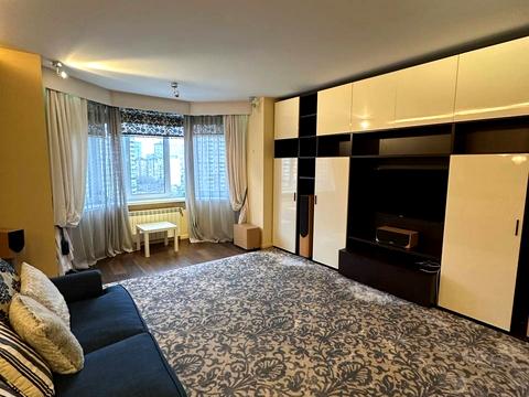 квартира за адресою Княжий Затон вул., 2/30