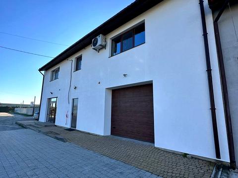 коммерческая по адресу Галицька, 9-а