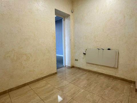 коммерческая по адресу Галицька, 9-а