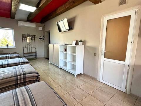 коммерческая по адресу Галицька, 9-а