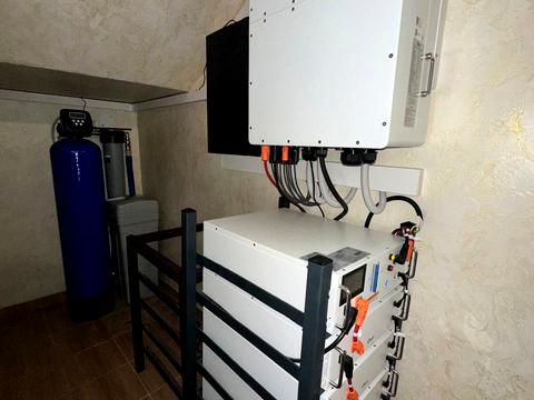 коммерческая по адресу Галицька, 9-а