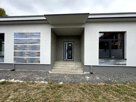 дом по адресу Лісова