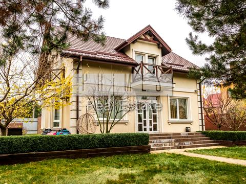 будинок за адресою Київська