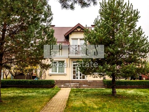 будинок за адресою Київська