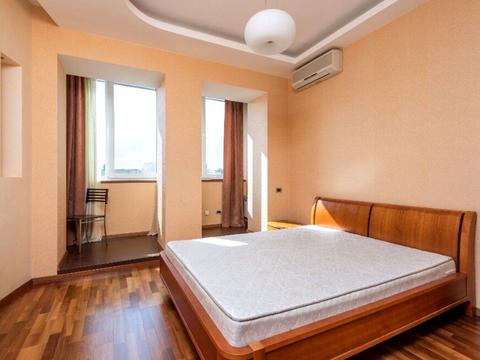 квартира за адресою Київ, Кропивницького вул., 12