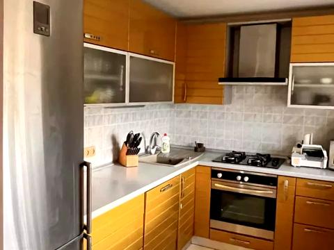 квартира за адресою Краснова вул., 14