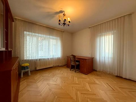 квартира за адресою Григора Крука вул., 4