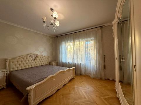 квартира за адресою Григора Крука вул., 4