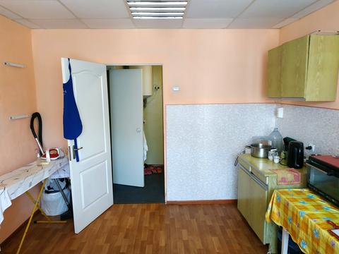 квартира за адресою Василя Макуха вул. (Червонопартизанська), 1