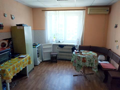 квартира за адресою Василя Макуха вул. (Червонопартизанська), 1