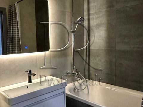 квартира по адресу Героев Небесной Сотни просп., 14/3