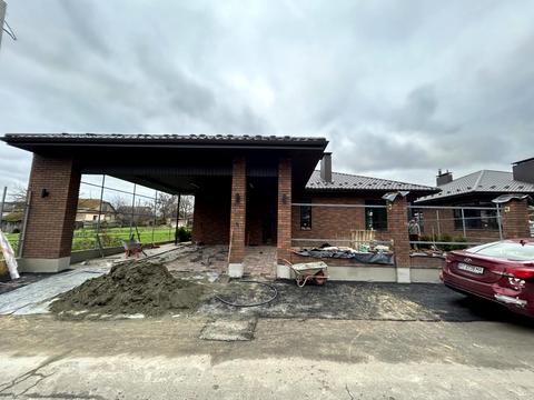 будинок за адресою Дачна