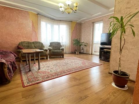 квартира за адресою Тролейбусна вул., 28