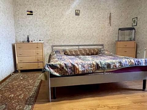 квартира за адресою Тролейбусна вул., 28