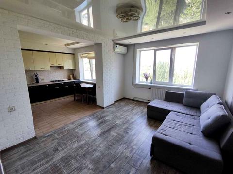 квартира за адресою Героїв просп., 18