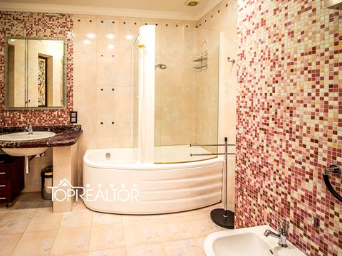 квартира за адресою Отакара Яроша пров., 16б